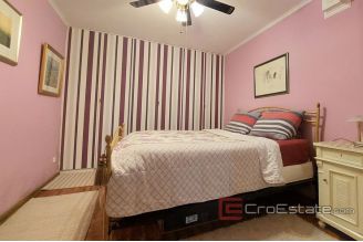 014 2029 43 Split area house with pool for sale