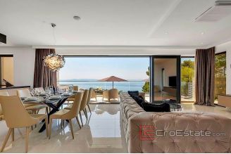 020 2018 202 Makarska villa with pool and sea view for sale