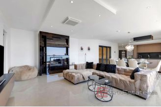 020 2018 202 Makarska villa with pool and sea view for sale