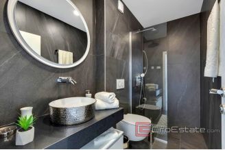 020 2018 202 Makarska villa with pool and sea view for sale