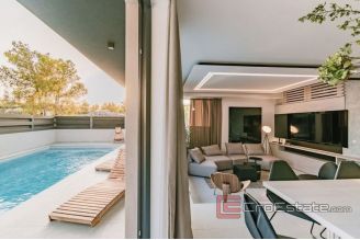 020 2043 44 Vodice modern villa with pool for sale