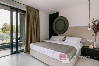 020 2043 44 Vodice modern villa with pool for sale