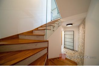 008 2016 516 rogoznica renovated stone house for sale