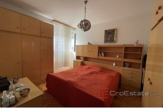 007 5140 30 Split apartment for rent