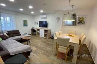 006 1014 09 Porec stone house with pool for sale