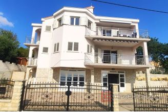 010 2040 32 near zadar house with open sea view for sale