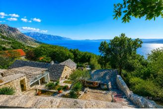 020 2021 319 omis dalmatian stone estate for sale