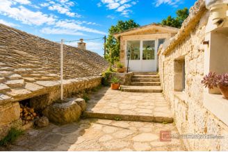 020 2021 319 omis dalmatian stone estate for sale
