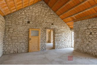 020 2021 319 omis dalmatian stone estate for sale