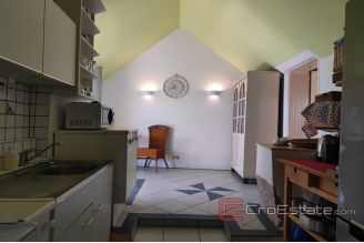 020 2021 319 near omis stone houses with sea view for sale