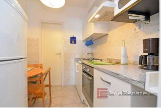 013 5143 30 Losinj house first row to the sea for sale