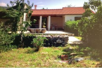 007 2041 42 island brac house with olive grove for sale