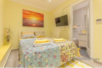 020 2112 04 semi detached house with sea view for sale