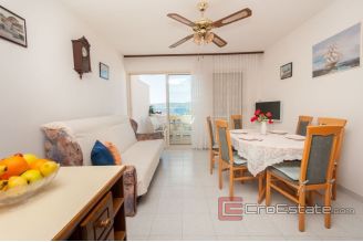 020 2112 04 semi detached house with sea view for sale