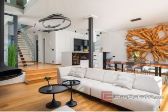 018 2018 207 Zadar villa with pool for sale