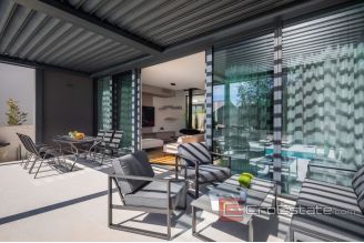 018 2018 207 Zadar villa with pool for sale