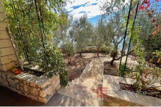 011 2022 345 near Rogoznica family house by the sea for sale