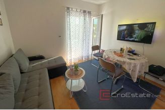 018 2036 49 island ciovo family house near the sea for sale