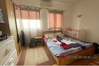 018 2036 49 island ciovo family house near the sea for sale