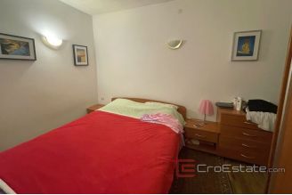 018 2036 49 island ciovo family house near the sea for sale