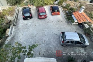 018 2036 49 island ciovo family house near the sea for sale