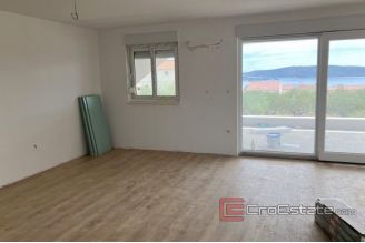 007 2016 522 Kastela apartment with sea view for sale