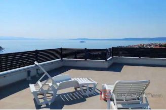 012 5154 30 Ciovo apartment with sea view for sale