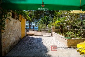 12 2013 139 Brac house 2nd row sea view for sale1