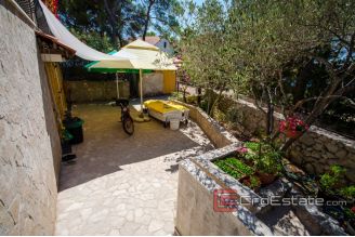 12 2013 139 Brac house 2nd row sea view for sale1