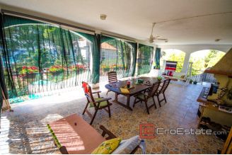 12 2013 139 Brac house 2nd row sea view for sale1