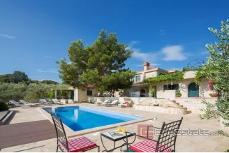 020 5156 30 Trogir Property with panoramic sea view for sale