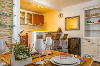 20 2013 140 Brac villa apartments sea view for sale