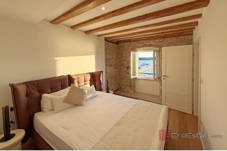 017 5162 30 sibenik luxury seafront apartment for sale