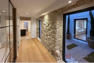 017 5162 30 sibenik luxury seafront apartment for sale