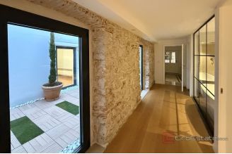 017 5162 30 sibenik luxury seafront apartment for sale