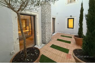 017 5162 30 sibenik luxury seafront apartment for sale