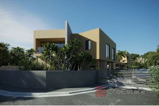 008 1015 02 Novigrad house with pool for sale