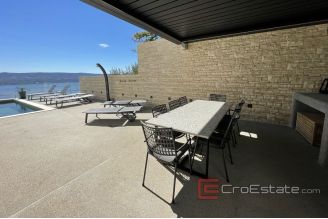 020 2036 53 Omis villa with pool for sale