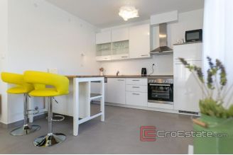 019 2018 209 Biograd house with pool for sale