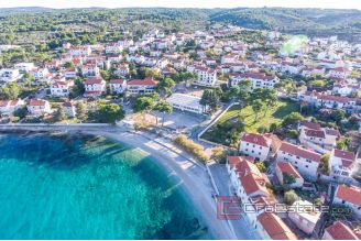 006 5167 30 Brac house first row to the sea for sale