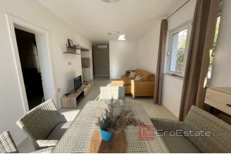 012 2030 41 Lokva_Rogoznica two room apartment for sell