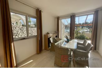 012 2030 41 Lokva_Rogoznica two room apartment for sell