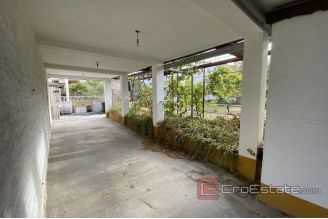 012 2031 61 Vodice house for sell