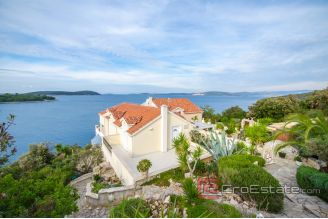 009 5170 30 island solta apartment house for sale