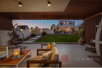 020 2021 322 Primosten luxury villa with sea view for sale1