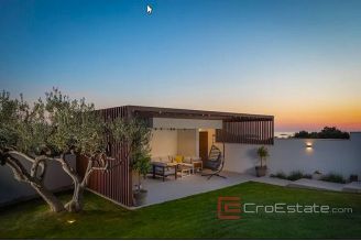 020 2021 322 Primosten luxury villa with sea view for sale1