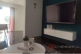 009 2040 34 Marina family house for sale