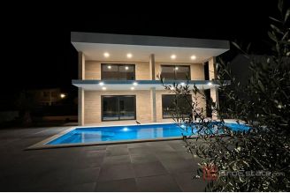 009 2043 49 island Vir modern villa with pool for sale