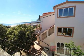 011 5173 30 Pag apartment house for sale