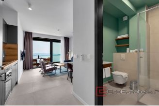 020 5174 30 Makarska property with pool and sea view for sale